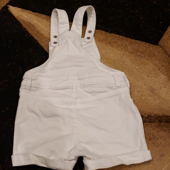 Overall shorts - Picture 2 of 2